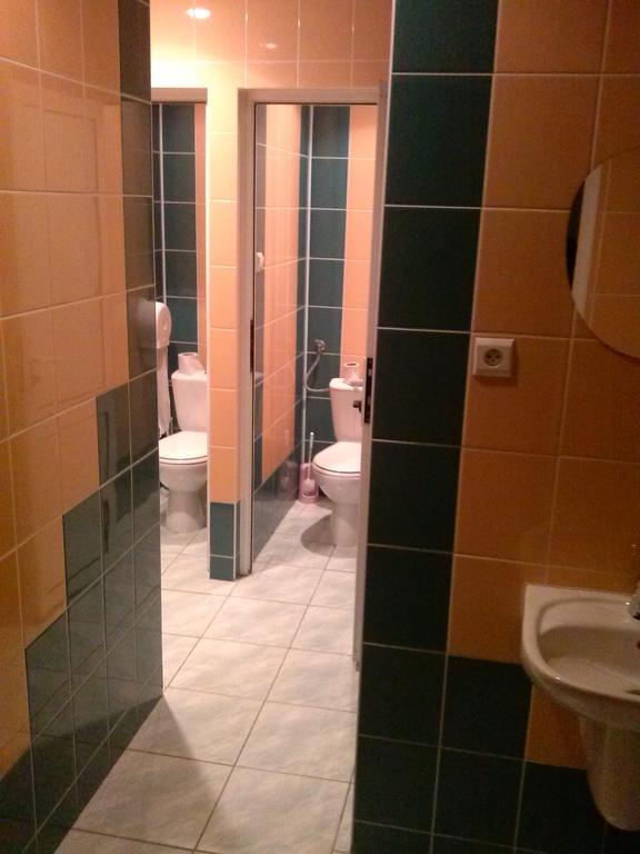 Auberge de jeunesse Pod Zielonym Kogutem à Duszniki Zdrój Extérieur photo