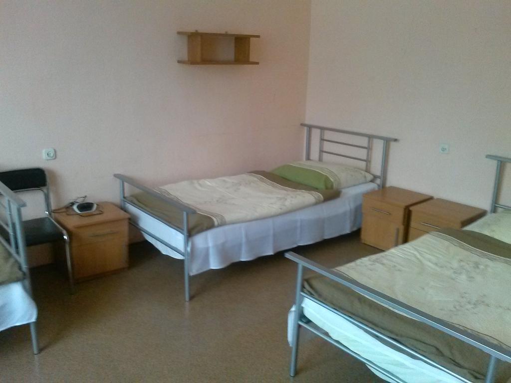 Auberge de jeunesse Pod Zielonym Kogutem à Duszniki Zdrój Chambre photo